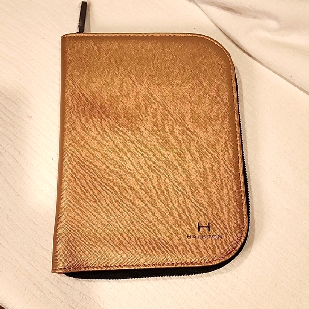 Halston Travel Jewelry Case NWOT